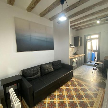 Spacious Modern Apartment In The Vibrant El Raval Βαρκελώνη Εξωτερικό φωτογραφία